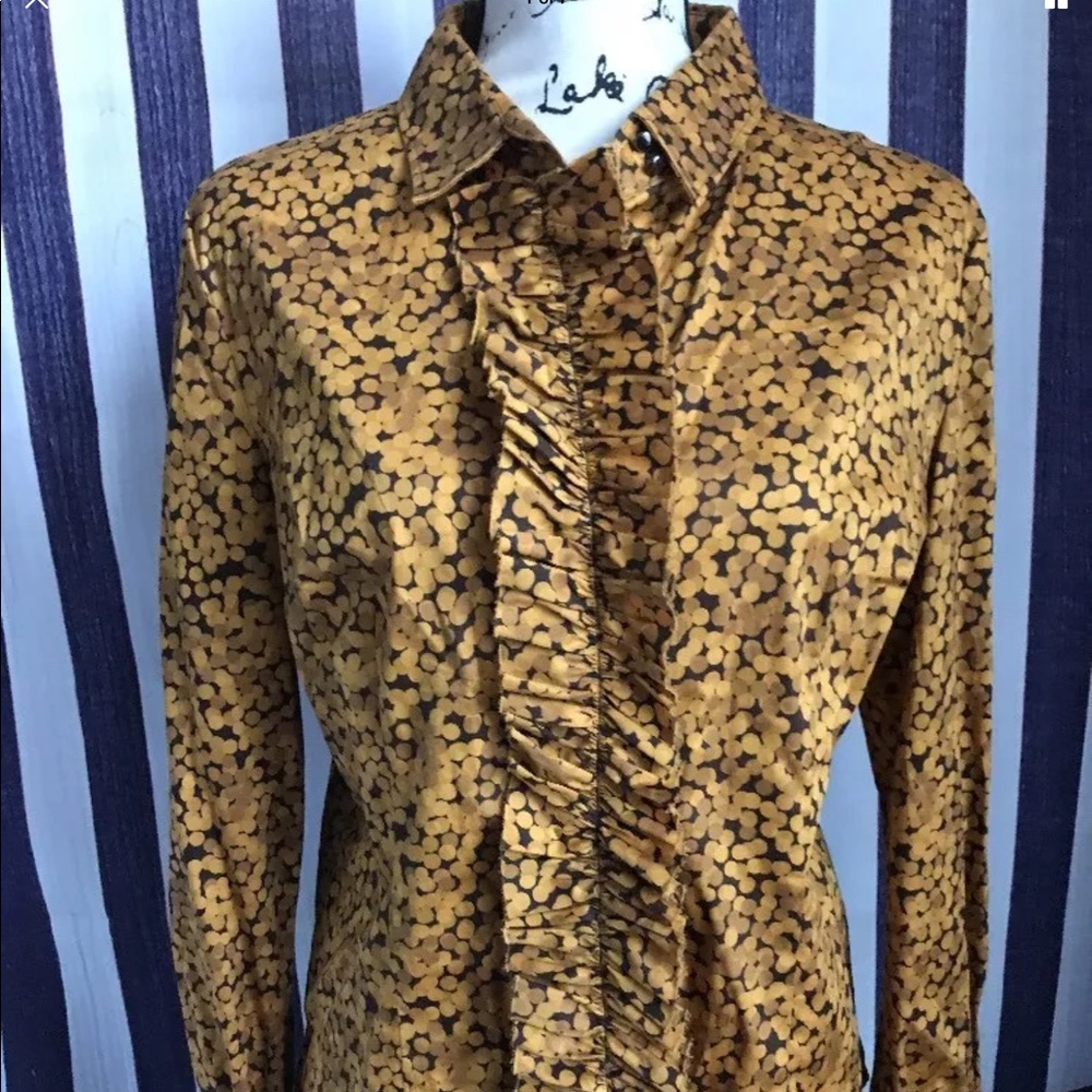 New York & Company L Gold Long Sleeve Button Up
